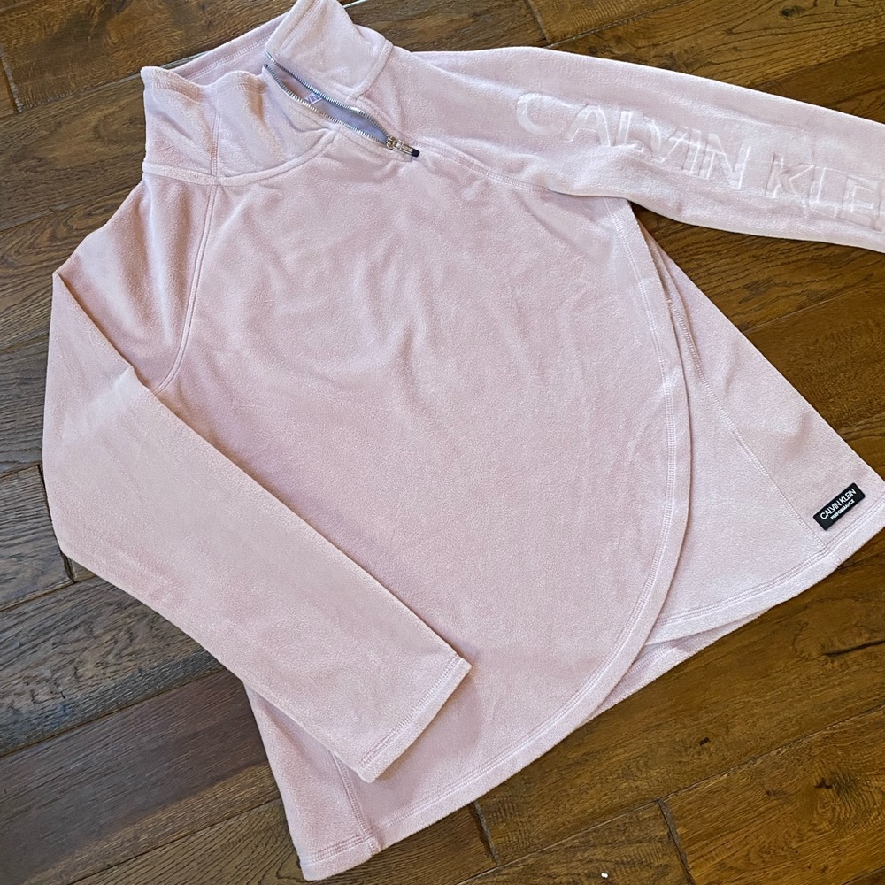 Calvin Klein Performance top size XL
